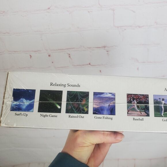 NIB Sports Soother 4 way Alarm with AM/FM Radio Sharper Image Design Home Travel - Picture 7 of 12